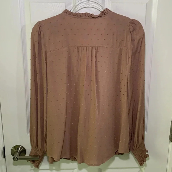 Mine Boho embroidered and embellished blouse size medium taupe/ tan color - Picture 4 of 8